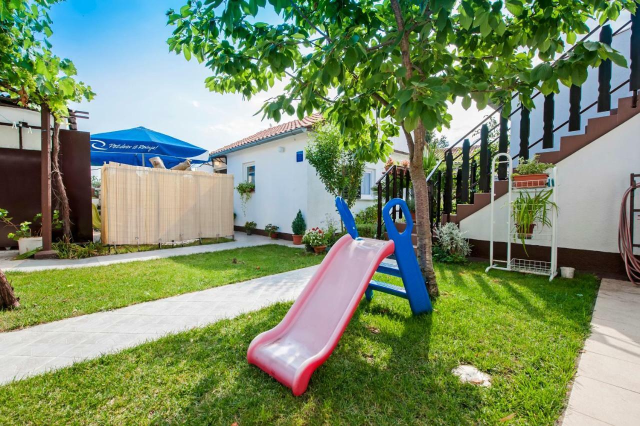 Apartment And Holiday Dubravka